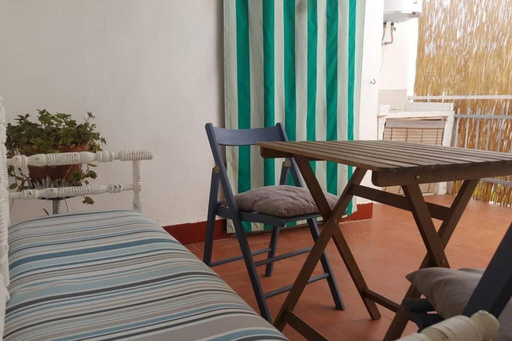 Apartamento Con Encanto, Entrada Privada Valdepeñas Exteriör bild