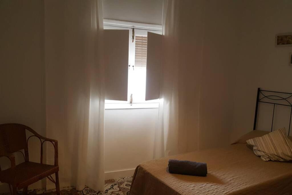 Apartamento Con Encanto, Entrada Privada Valdepeñas Exteriör bild