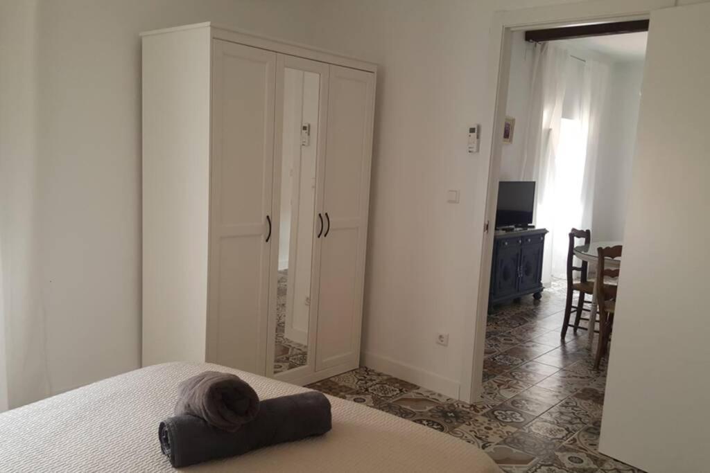 Apartamento Con Encanto, Entrada Privada Valdepeñas Exteriör bild